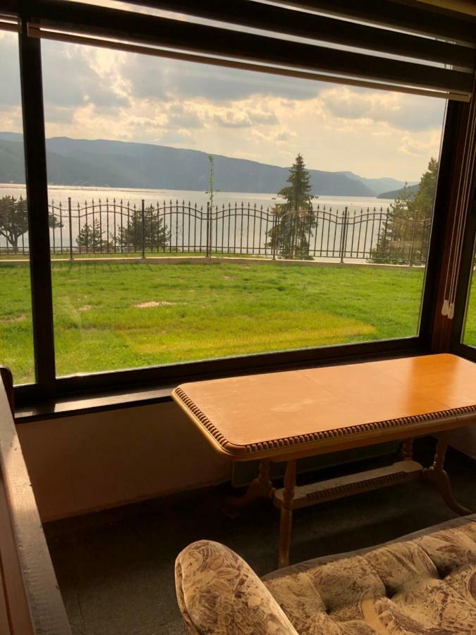 Villa Sunrise Доспат Экстерьер фото